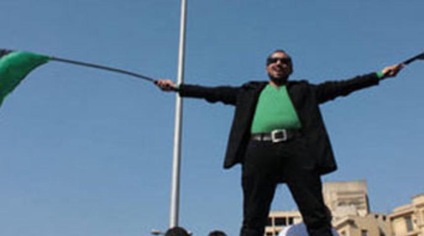 Devlet g&uuml;venlik teşkilatını  bastılar!