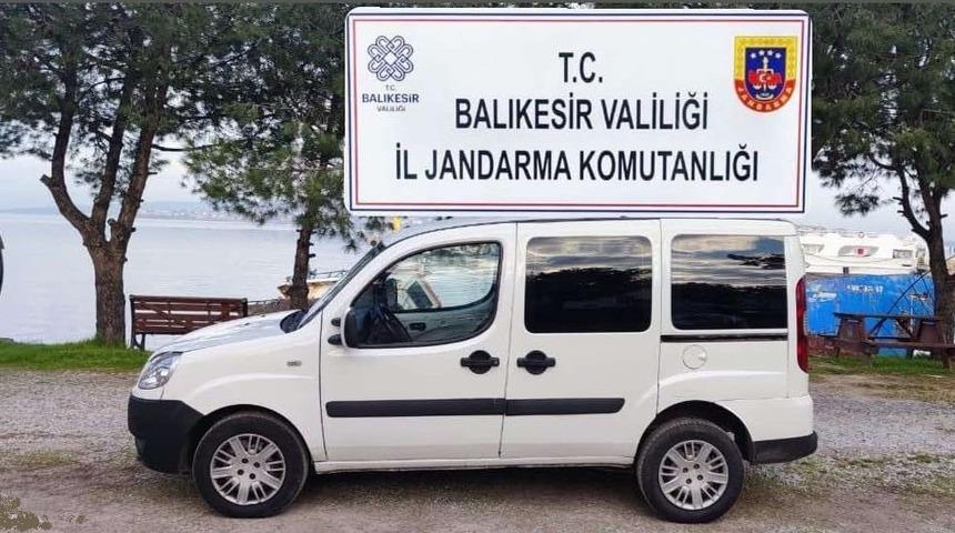 Balıkesir’de 173 düzensiz göçmen ve 2 organizatör yakalandı