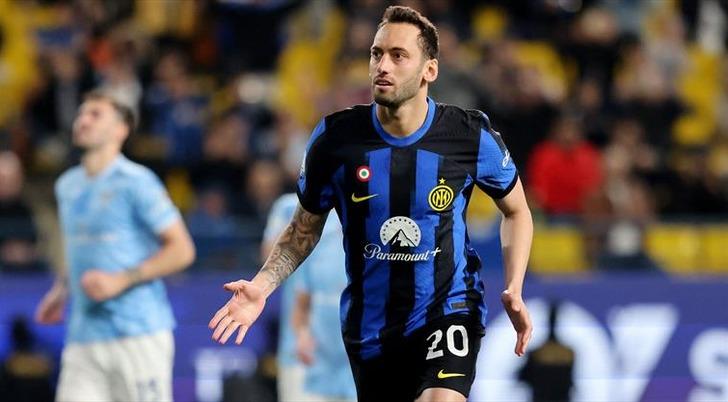 Hakan Çalhanoğlu'ndan arka arkaya çok konuşulacak açıklamalar: Dünyanın 1 numarası benim! G5