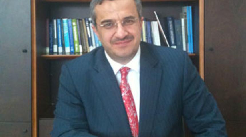 T&uuml;rkiye'nin ilk bakan yardımcısı