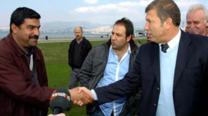 Tanju &Ccedil;olak siyasete iddialı girdi