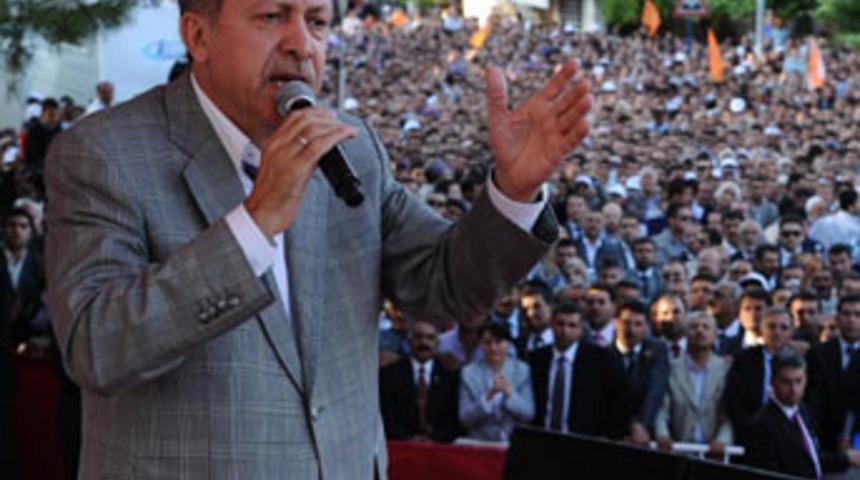 MHP'deki istifalara şiirli g&ouml;nderme