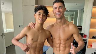 Ronaldo, oğluyla birlikte fotoğraf paylaştı ve herkes aynı detaya odaklandı! ''Neden bunu yapıyorlar?''