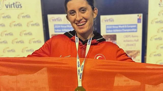Özel sporcu Fatma Damla Altın, pentatlonda dünya salon şampiyonu oldu
