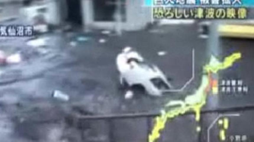 Dehşetin tam ortasında &ccedil;ekildi