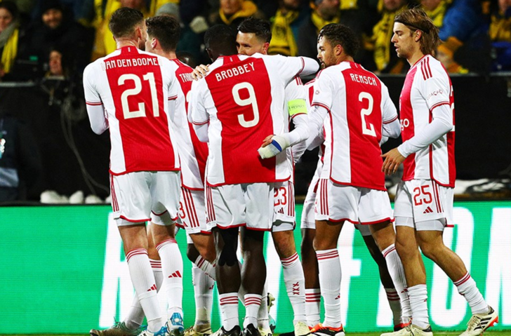 Fenerbahçe'den UEFA Konferans Ligi'ndeki muhtemel rakipleri belli oldu! G4