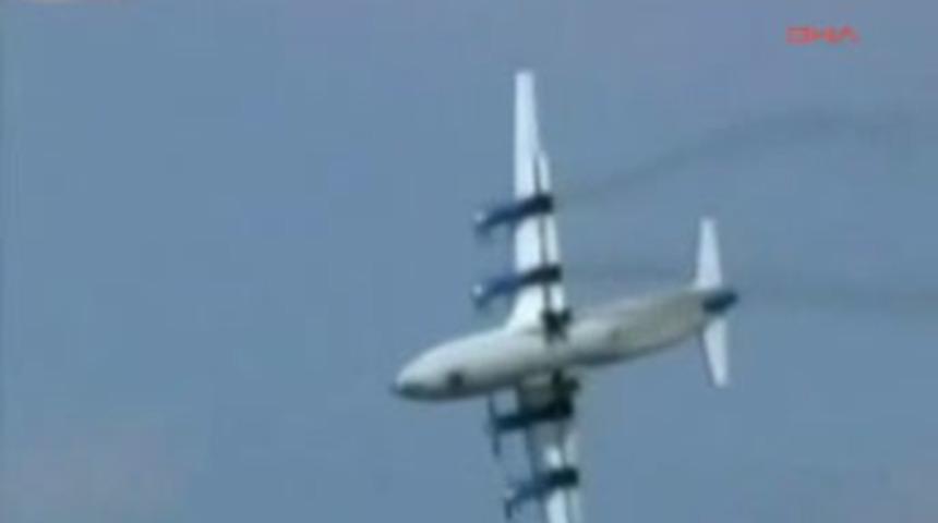 U&ccedil;ağın d&uuml;şme anı kamerada