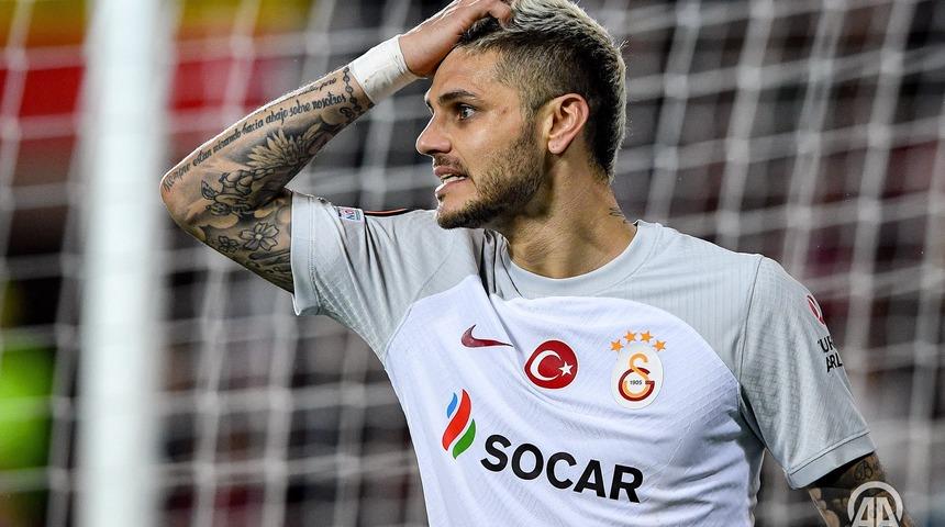 İlk maçın kahramanı olan Mauro Icardi rövanş maçında sahadan silindi! Arjantinli yıldız Sparta Prag kalesine şut dahi çekemedi