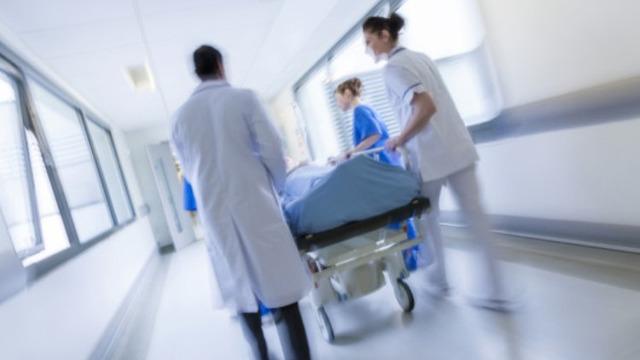 Sağlık Bakanlığı'na 8 bin işçi alınacak! Resmi Gazete'de yayımlandı, kadrolar belli oldu