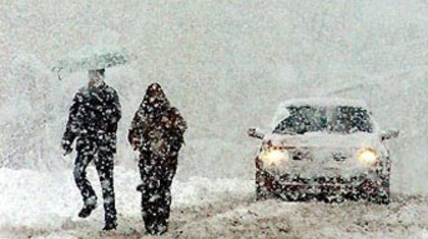 Hava 10 derece soğuyor, kar geliyor!