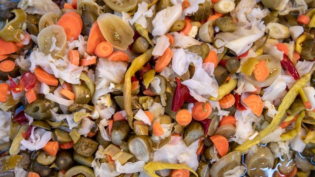 Karışık turşu tarifi: Karışık turşu nasıl yapılır?