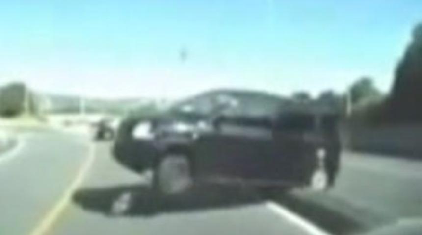 Kaza anını görüntüledi!