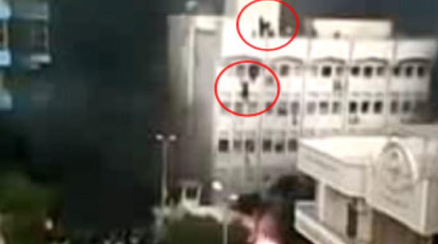 Ateşe verip ölümlerini seyrettiler