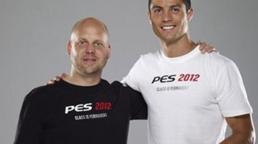 PES 2012&prime;nin yeni kapak oyuncusu