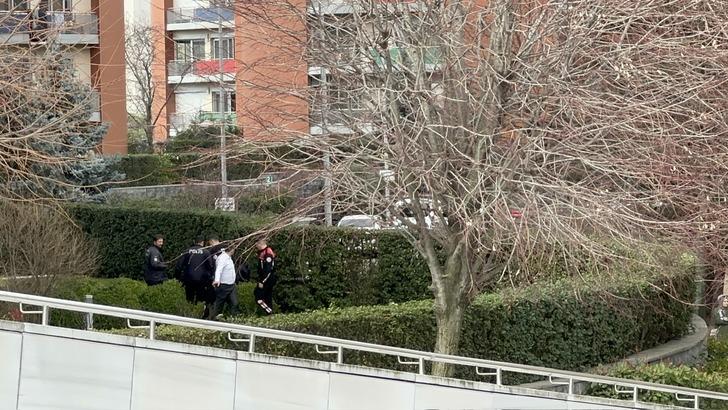 Yer: Ümraniye... Sitede vahşet! Dini nikahlı eşini ve iki kızını öldürdü G4