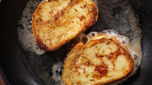 Yumurtalı ekmek tarifi: Yumurtalı ekmek nasıl yapılır?