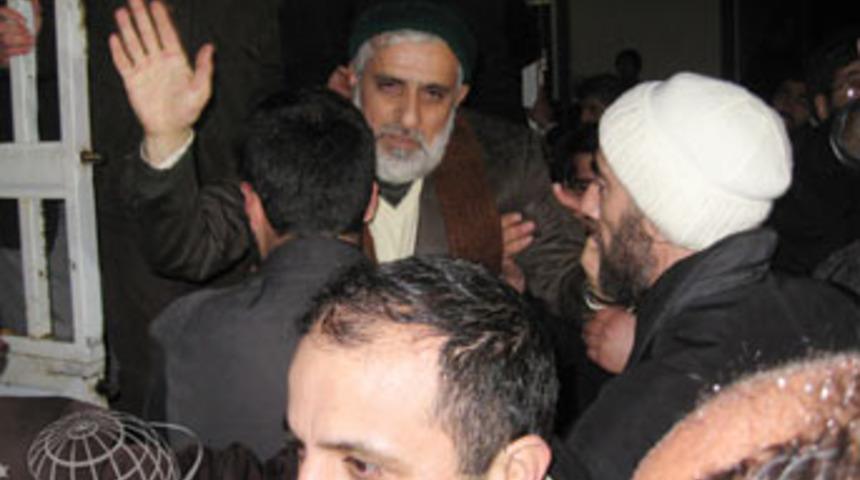 Firari Hizbullah lideri ortaya &ccedil;ıktı