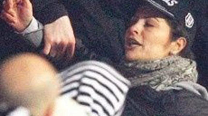 Ayakkabıyı G&uuml;neş'e atmadım