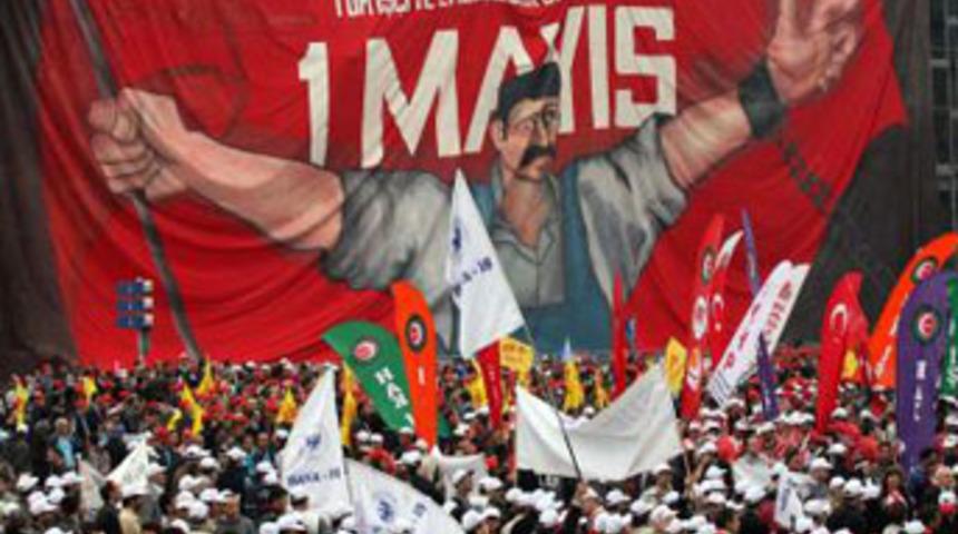 Y&uuml;zbinler 1 Mayıs&rsquo;ı kutladı