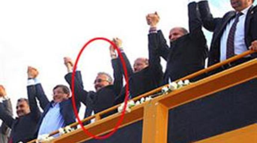 CHP'li başkan AK Parti mitinginde