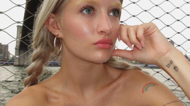 Charlie Sheen ve Denise Richards'ın kızı Sami Sheen, göğüs büyütme operasyonunu gösterdi! Yeniden bıçak altına yatmak istiyor... Beni durdurun