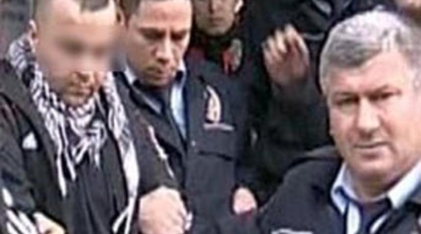 Profesöre hastanede silahlı saldırı