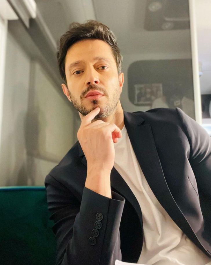 Murat Boz'un Levent'te satın aldığı villanın fiyatı dudak uçuklattı! O detay dikkat çekti G4