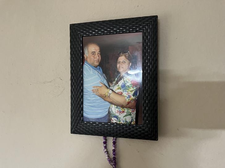 7 ay kalan emekliliğinden eşi için vazgeçti! Her şeyini ona adadı: Geçimlerini ise o maaşlarla sağlıyorlar G4