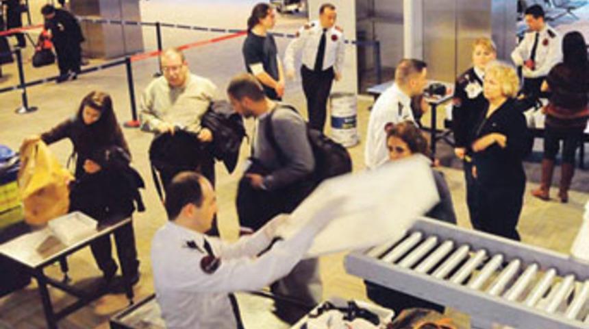 Kemer ve ayakkabı çıkarmaya son