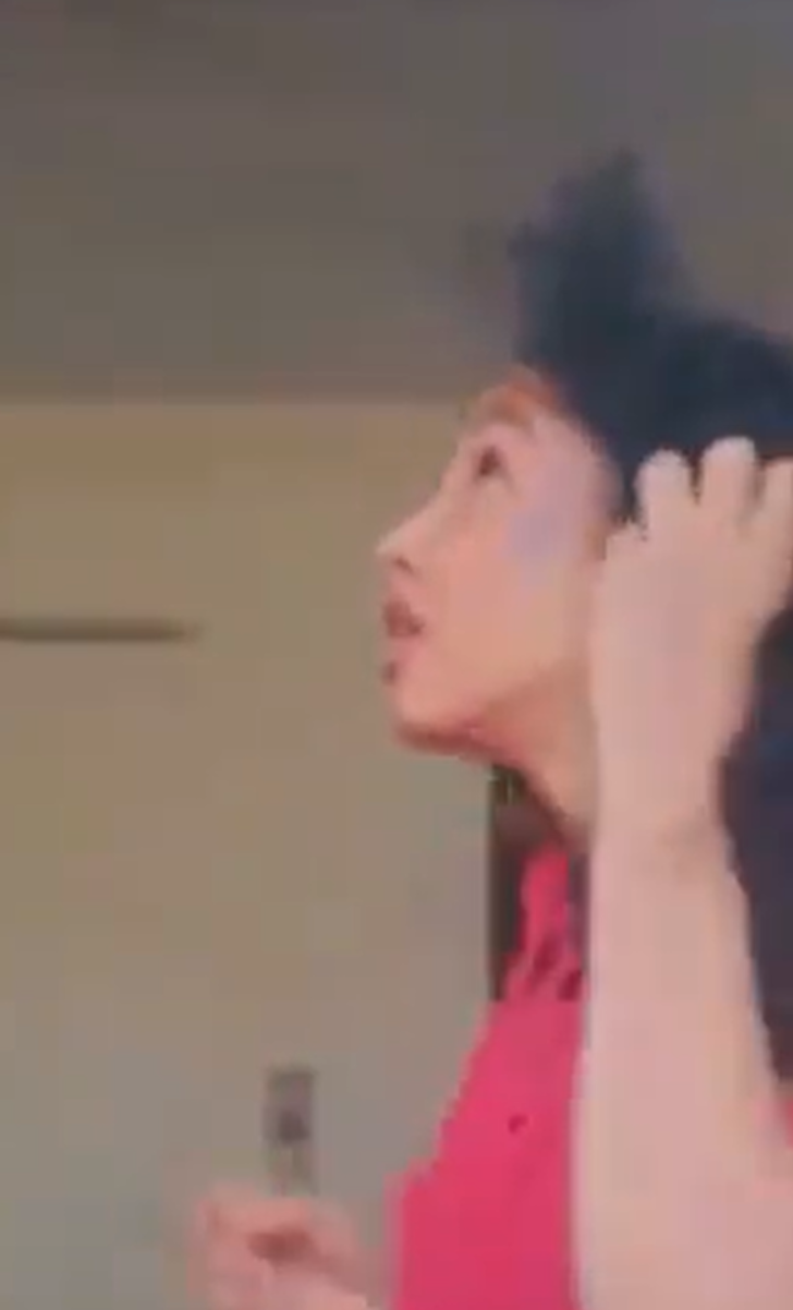 Tabancayla poz vermek istedi! Kafasına dayadığı silah bir anda patladı... Şok içinde yayına devam etti  G5