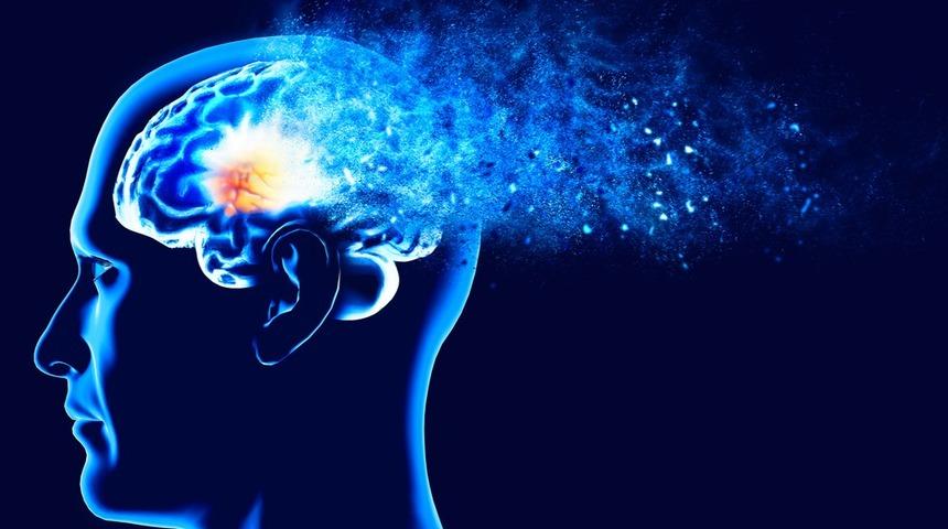 Kan tahlilindeki bu değer sabit değilse dikkat: Demansa yakalanma riskiniz daha yüksek!