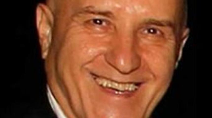 T&uuml;rk basını '&Ccedil;ınar'ını kaybetti