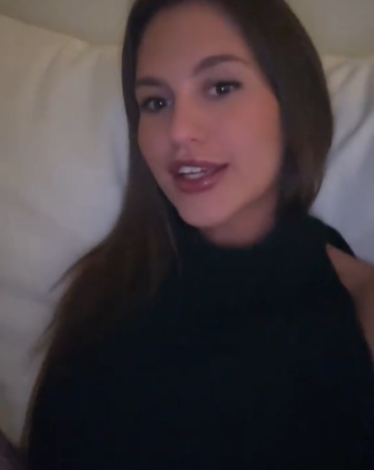 10 saatlik uçuştaki koltuk yatırma tartışması sosyal medyaya taşındı! Sosyal medya kullanıcıları ikiye bölündü: Ekstra para verin G3