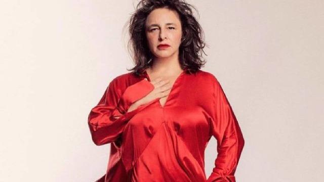 Esra Dermancıoğlu'nun son paylaşımı gündem oldu... Oyuncu kendine uzaylı diyen Mustafa Topaloğlu'na benzetildi