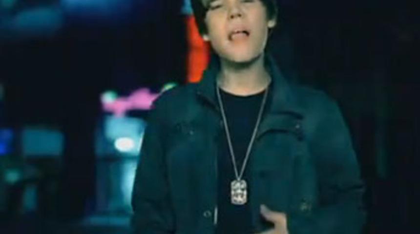 Bu klip rekora doymuyor