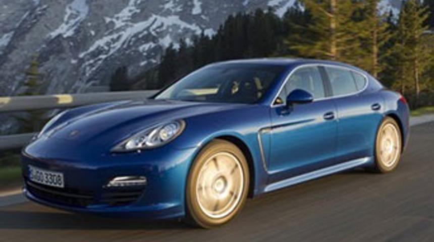 Porsche&rsquo;dan BMW ve Mercedes&rsquo;e hodri meydan