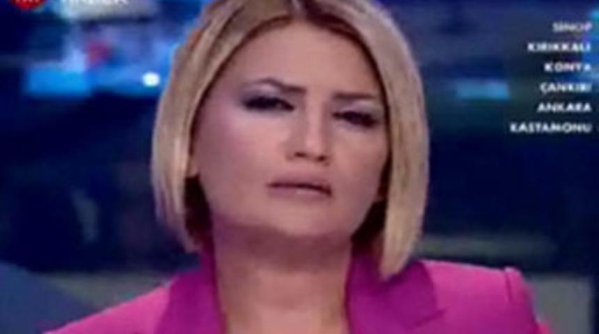 TRT spikerinin gözyaşlarını tutamadığı an