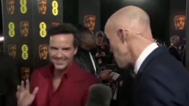 Andrew Scott, Barry Keoghan hakkındaki cinsel organ sorusuyla şoke oldu! Tepkilerden sonra...