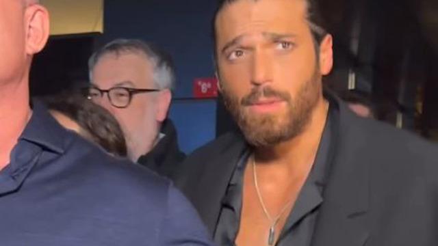 Can Yaman'ın korumaları kameraları itti! Muhabirler sert çıktı: Çok terbiyesizce...