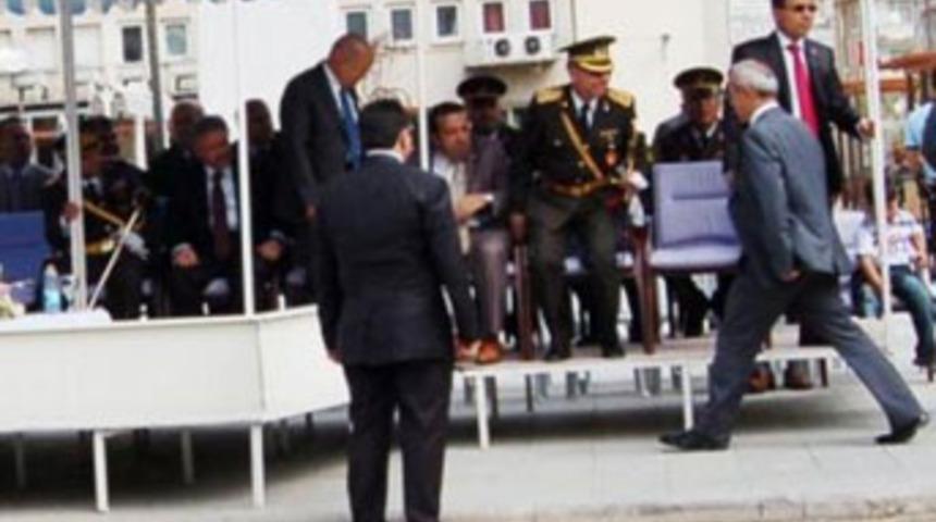 Karaman'da protokol krizi!