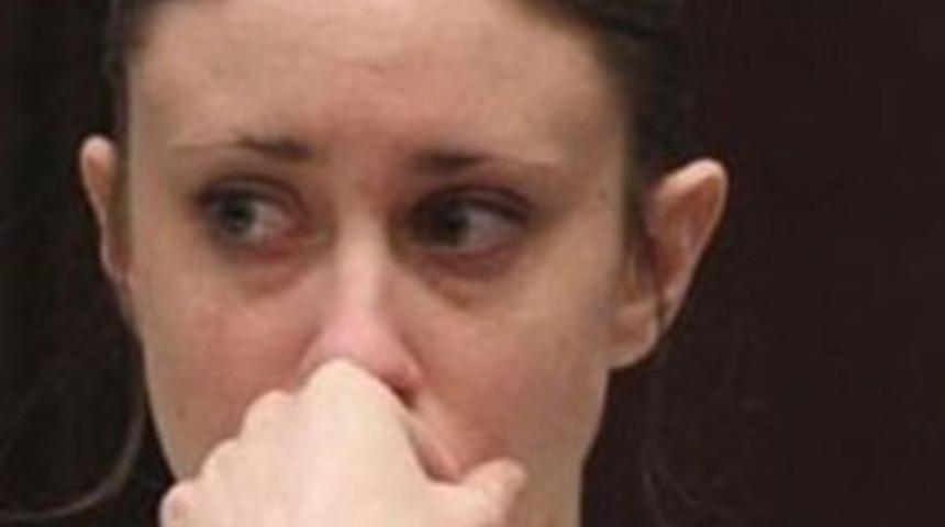 İki yaşındaki kızına acımadı