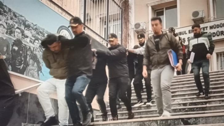 Polis 3 aydır takipteydi... Maltepe, Ataşehir, Çekmeköy ve Sultanbeyli'deki 10 eve fuhuş baskını! G1