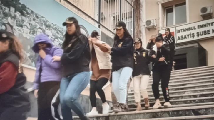 Polis 3 aydır takipteydi... Maltepe, Ataşehir, Çekmeköy ve Sultanbeyli'deki 10 eve fuhuş baskını! G3