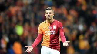Galatasaray'ın eski futbolcusu Lukas Podolski dönerci oldu! Döner zinciriyle servetine servet kattı