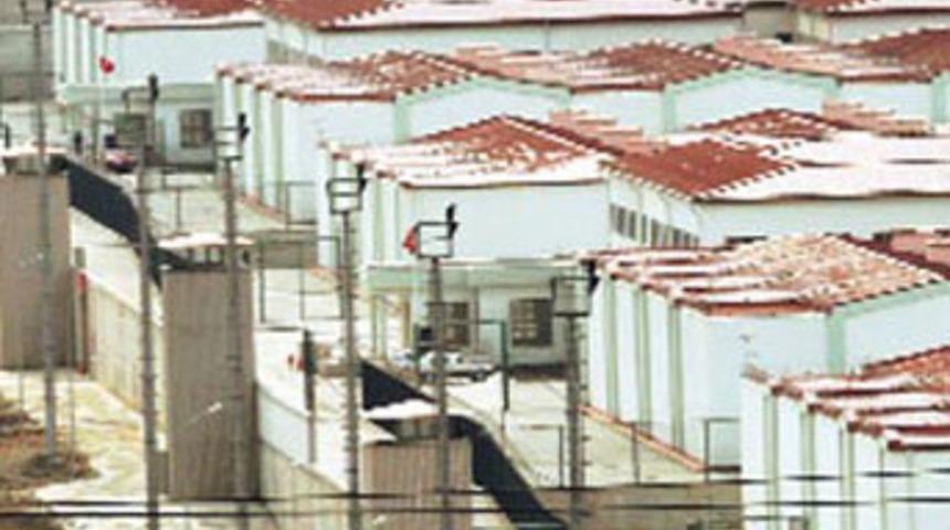 H&uuml;crede &lsquo;basılmamış kitap&rsquo; arandı