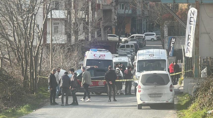 Sultangazi'de silahlı saldırı! Otomobilinde başından vurularak öldürüldü