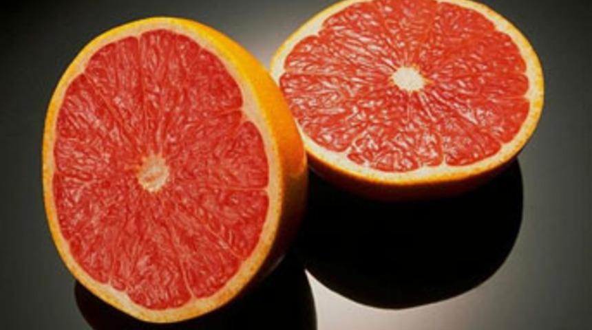 Bir sihirli meyve greyfurt