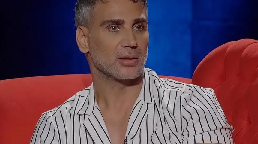 Şarkıcı Doğuş rahatsızlanınca hastaneye gitti! Acil ameliyat kararı