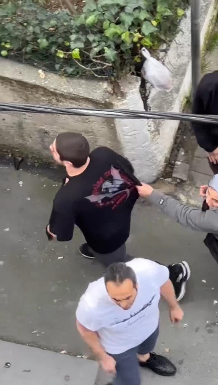 Böylesi ne duyuldu ne görüldü! Misafirin 'koku' sözleri ortalığı ayağa kaldırdı: Tam bir meydan kavgası çıktı G3