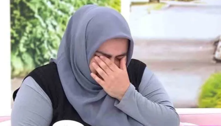 Esra Erol'daki kadın sosyal medyada gündem oldu! "Kocam 'erkeğim' diye sesleniyor" deyince herkes üzüldü G2